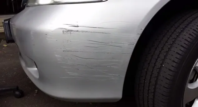 Scratched Bumper Areas – Repair Marks Without Full Replacement